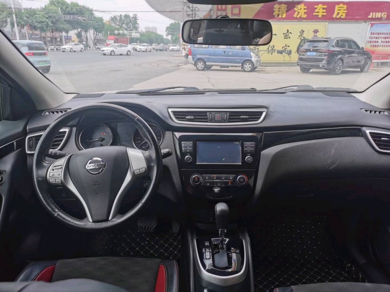 保定19年日产逍客4