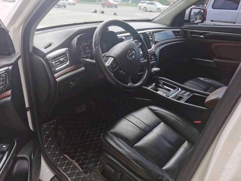 保定17年传祺GS84