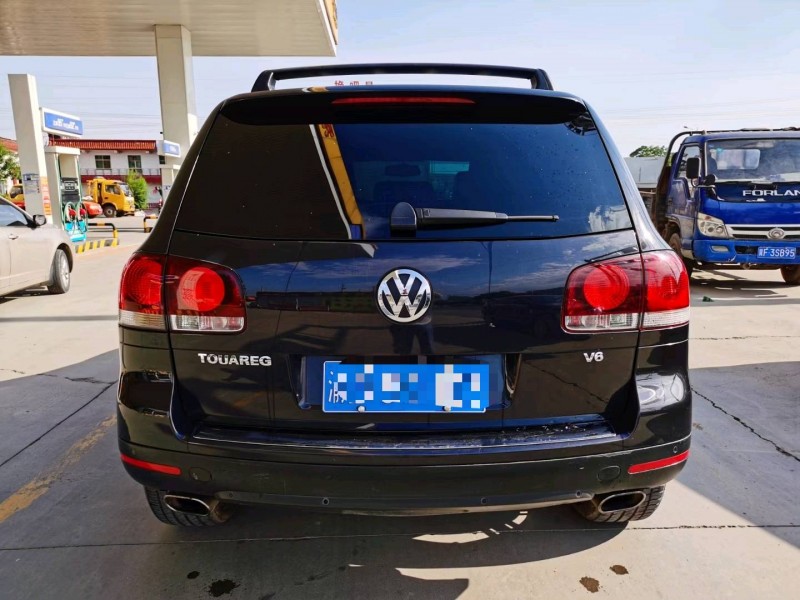 保定10年大众途锐8