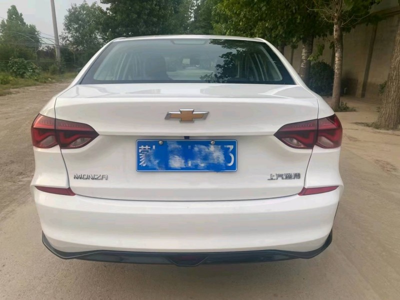 保定23年雪佛兰科鲁泽8