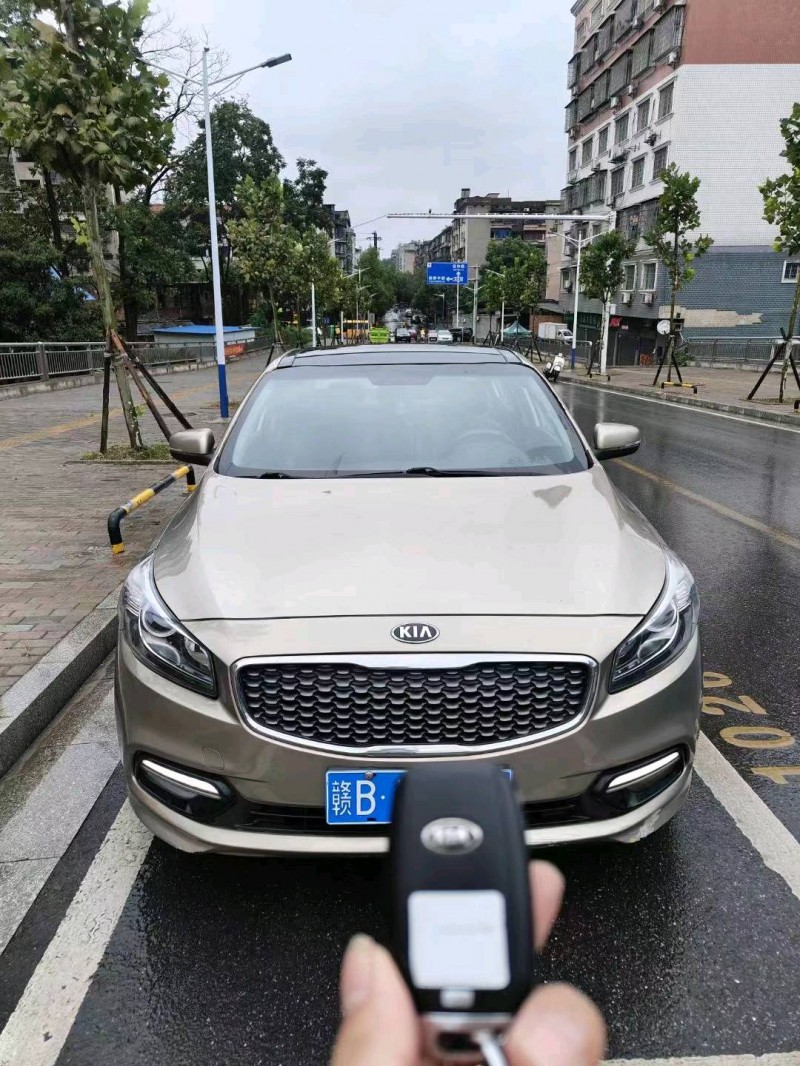 衡阳15年起亚K41