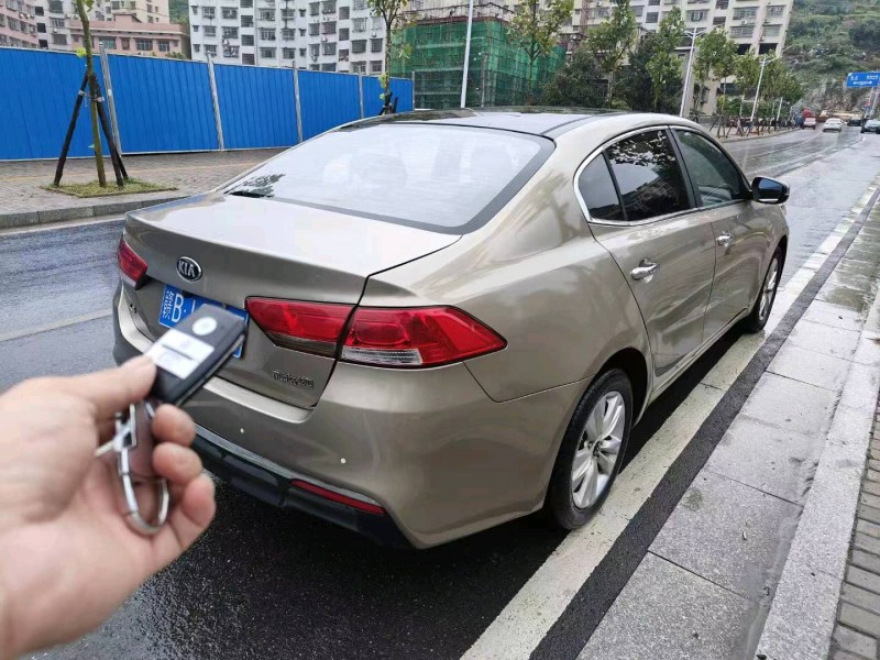 衡阳15年起亚K47