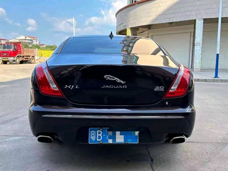 邵阳14年捷豹XJL7
