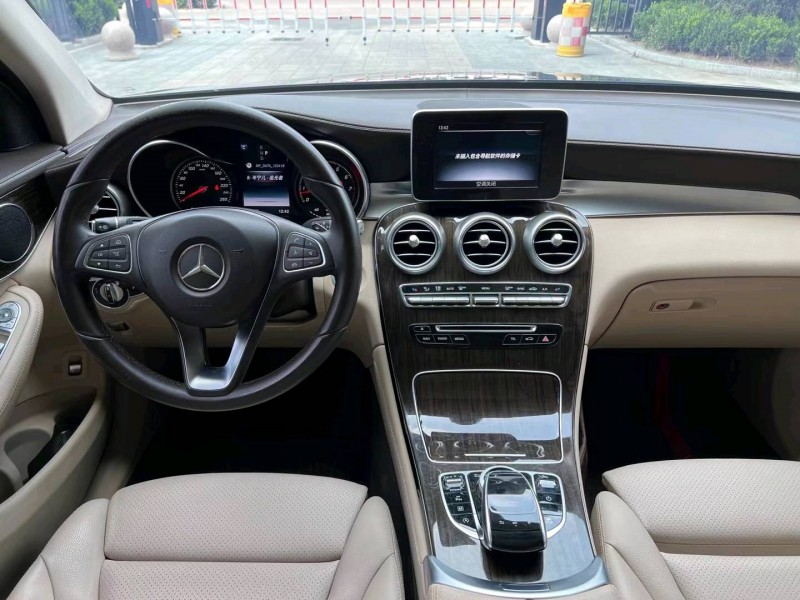 济宁17年奔驰GLC4