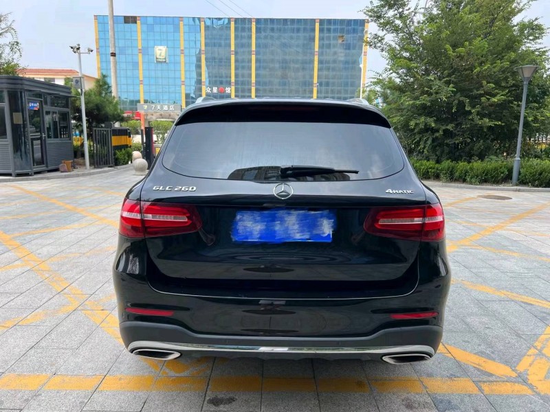 济宁17年奔驰GLC9