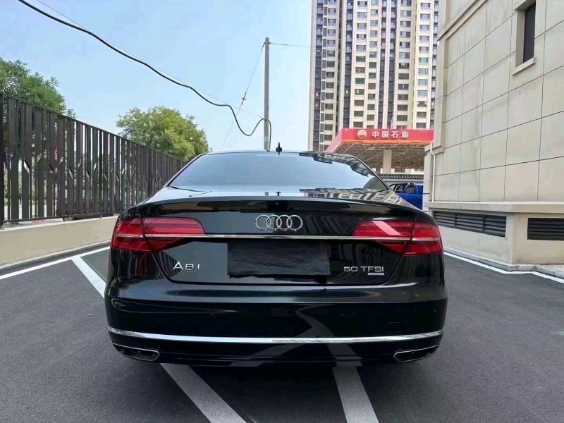 邢台16年奥迪A8L9