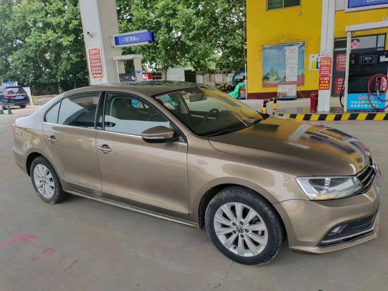 保定16年大众速腾3