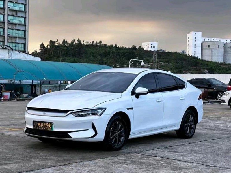 东莞21年比亚迪秦3