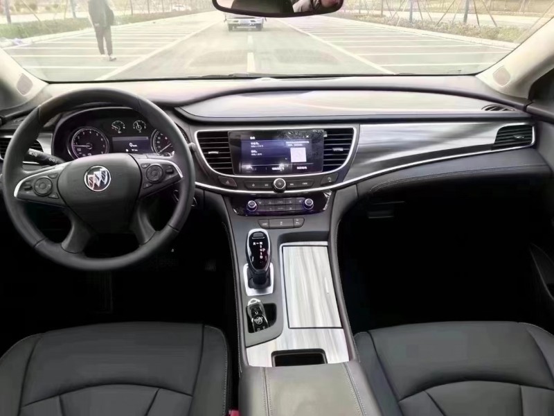 徐州23年别克君越6