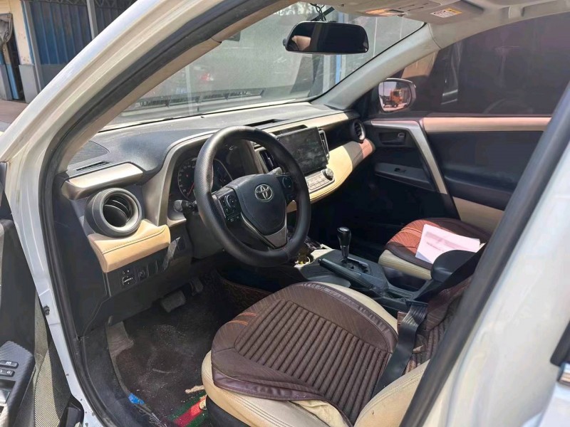 枣庄15年丰田RAV4荣放8
