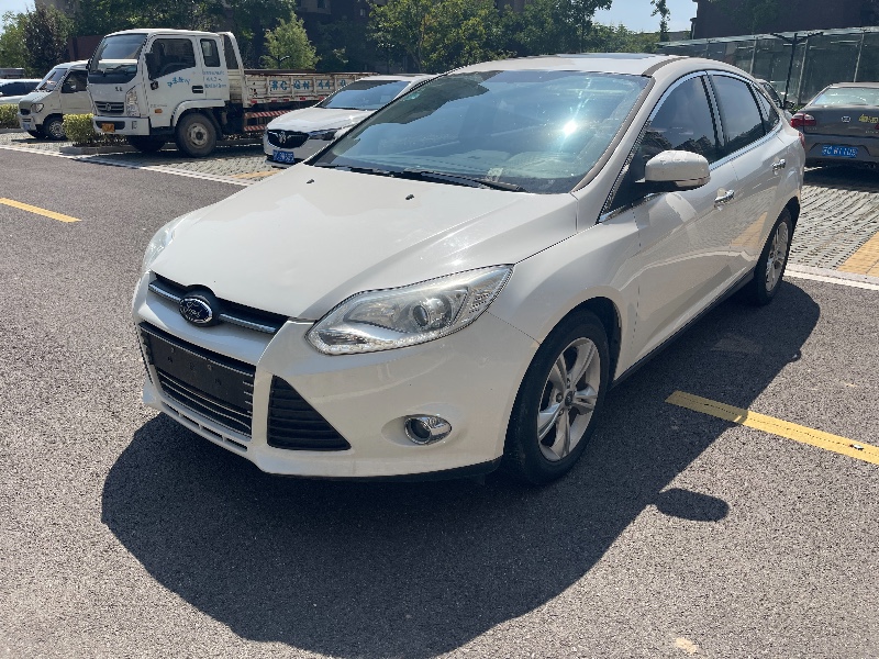 徐州15年福特福克斯2