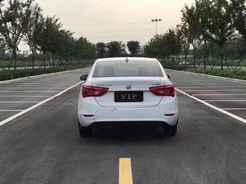 徐州16年别克英朗9