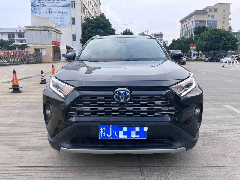 珠海21年丰田RAV4荣放1