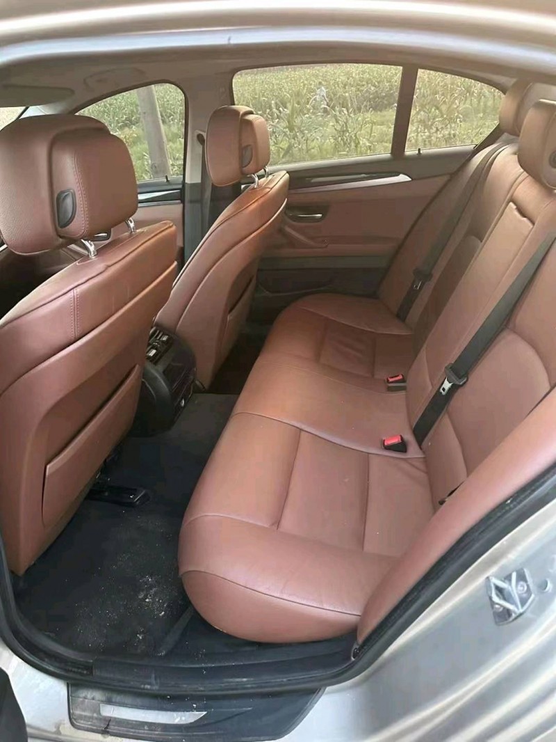 济宁13年宝马5系6