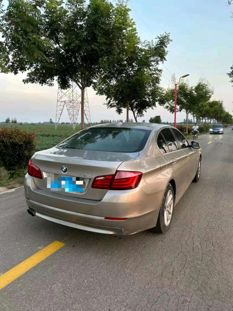 济宁13年宝马5系7