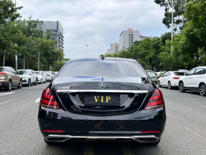 深圳19年奔驰S9