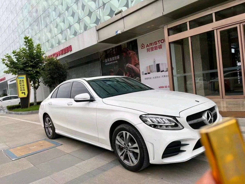 武汉19年奔驰C3