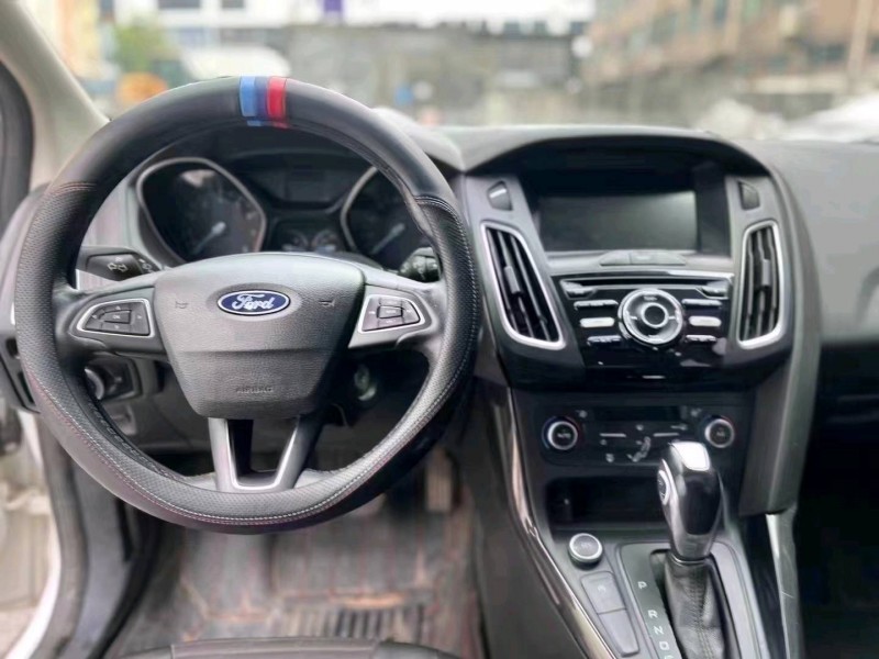 广州18年福特福克斯9