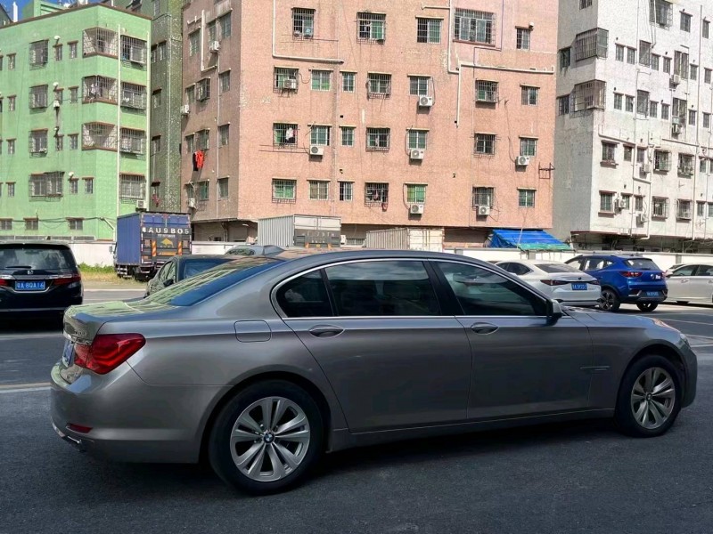 广州11年宝马7系4