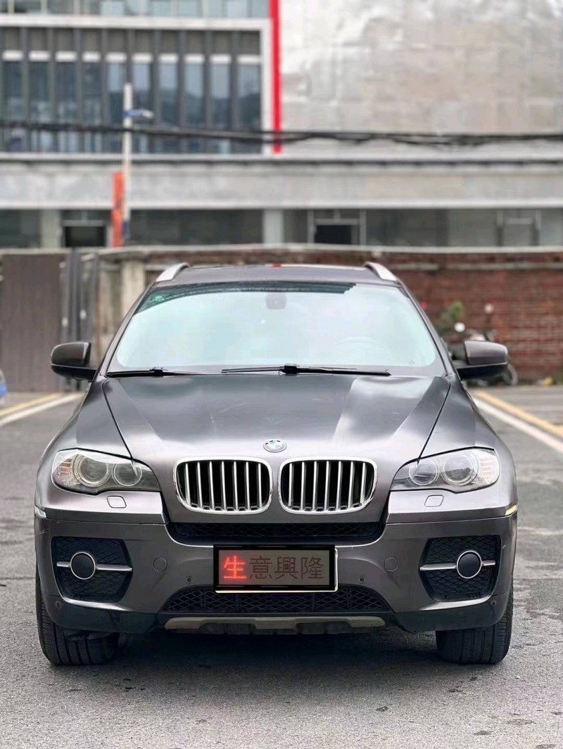 广州13年宝马X61