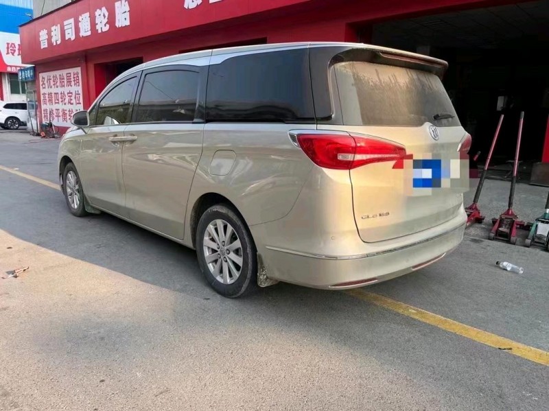 枣庄18年别克GL87