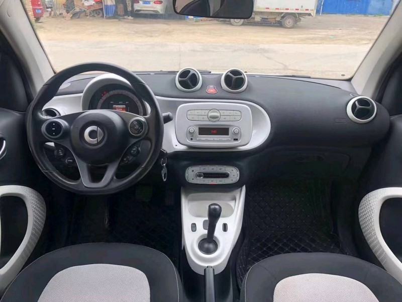 保定16年奔驰smart4