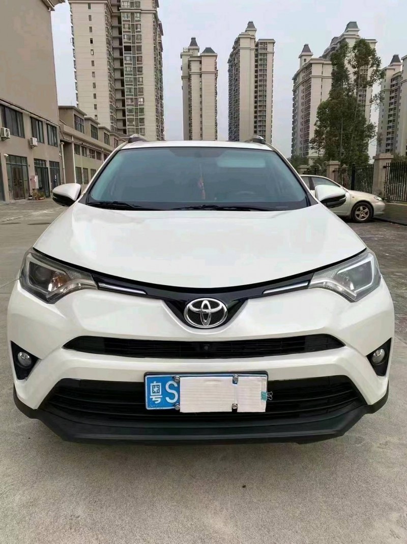 江门16年丰田RAV4荣放1