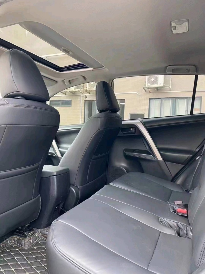 江门16年丰田RAV4荣放6
