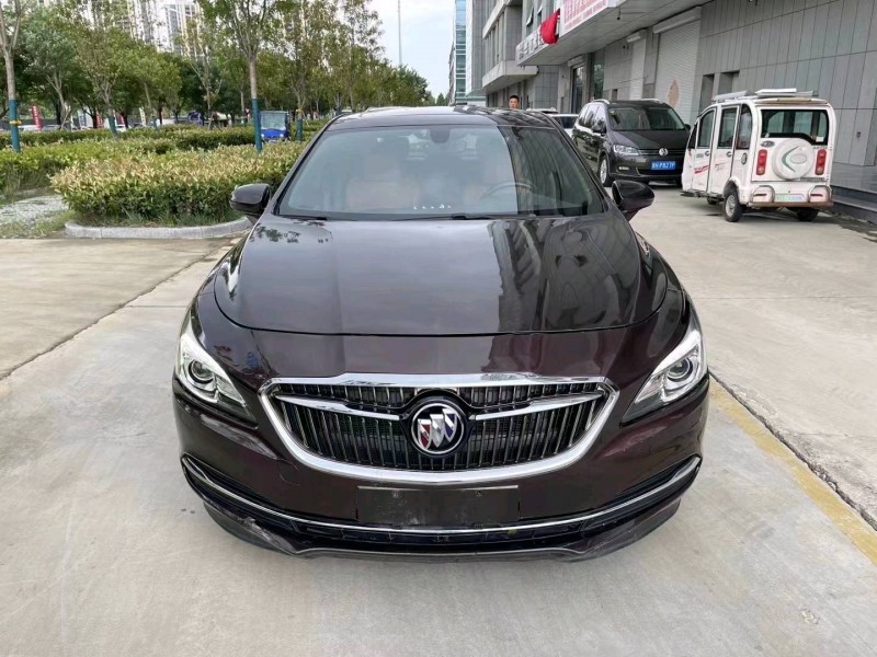 枣庄17年别克君越1