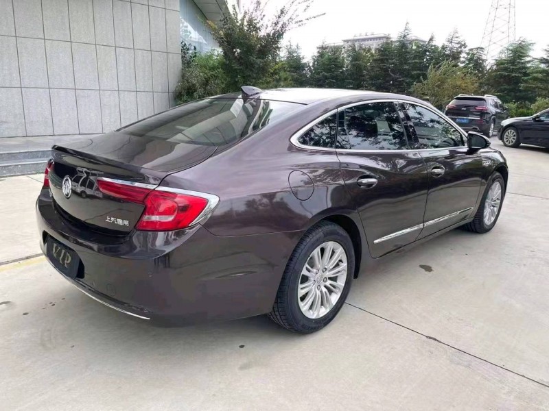 枣庄17年别克君越6