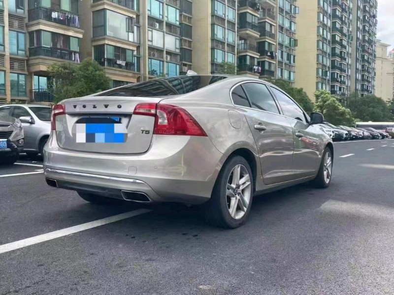 衡阳16年沃尔沃S60L5