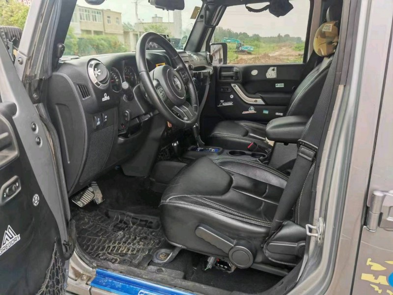 苏州16年Jeep牧马人2