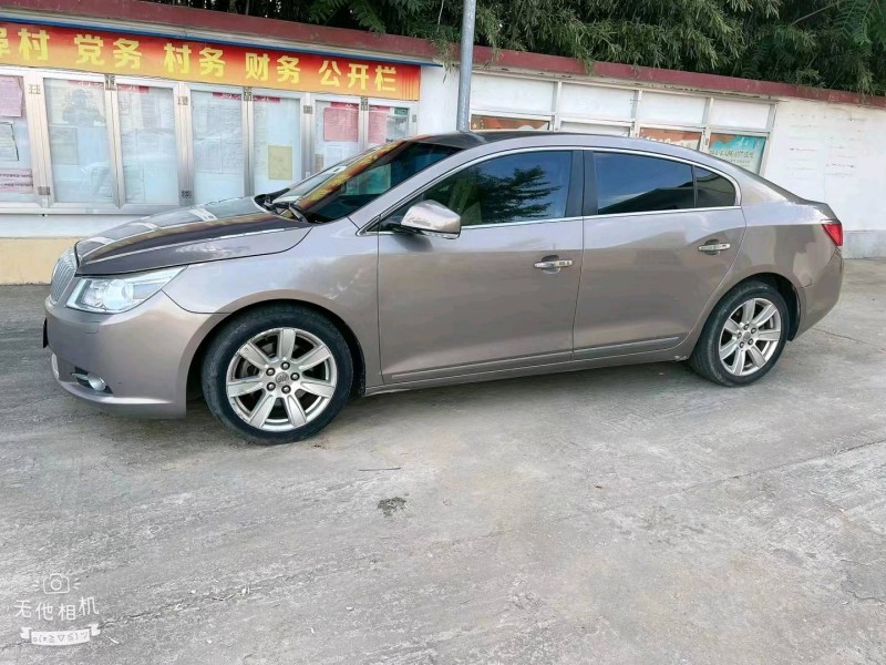 东营11年别克君越2