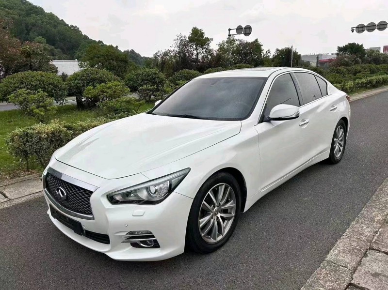 嘉兴14年英菲尼迪Q502