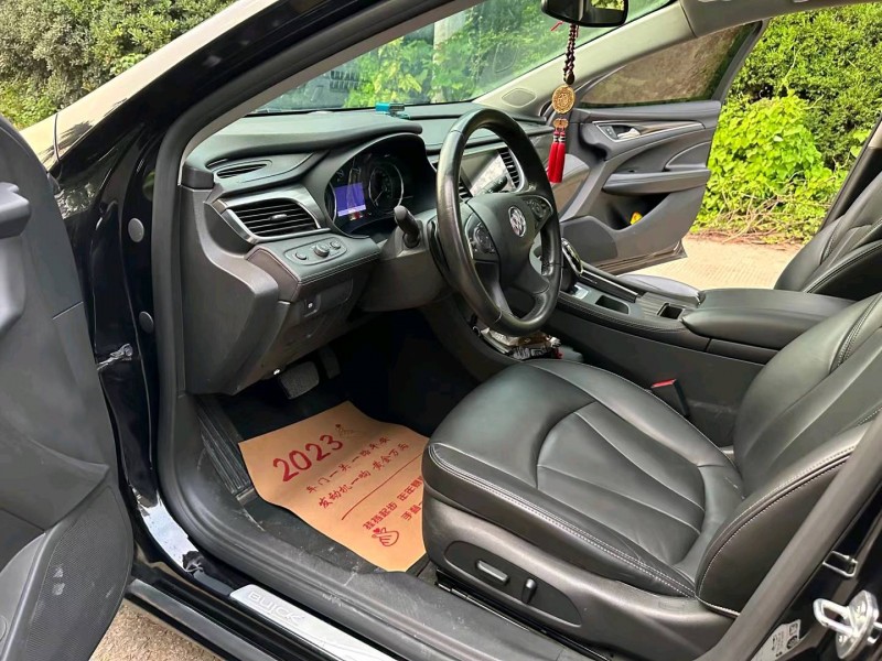 徐州21年别克君越5