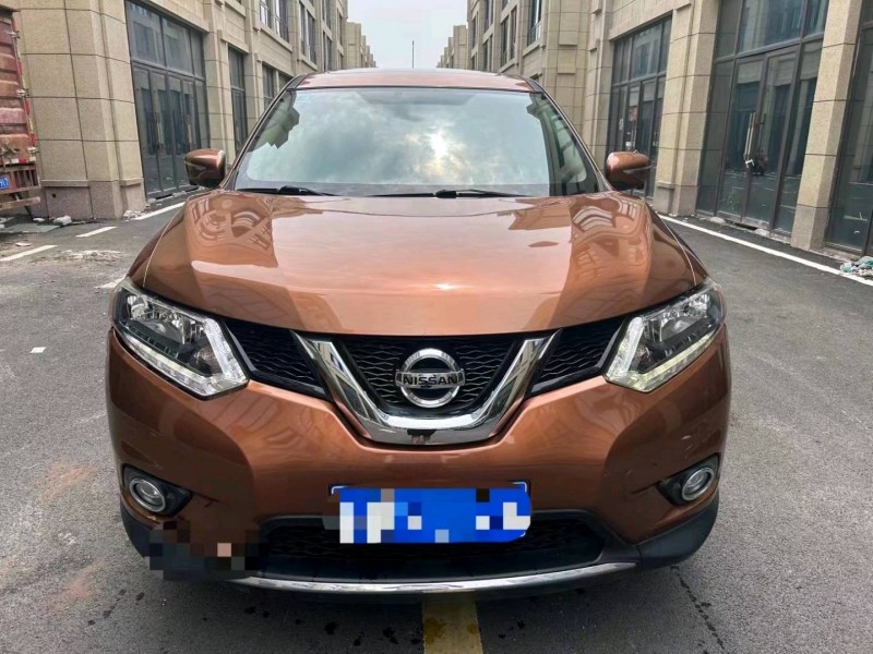 淮南16年日產奇駿1