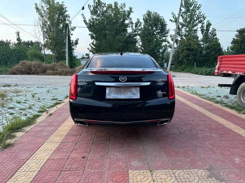 徐州13年凯迪拉克XTS9