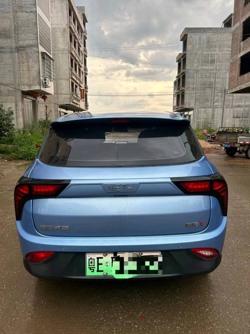 汕頭22年哪吒V9