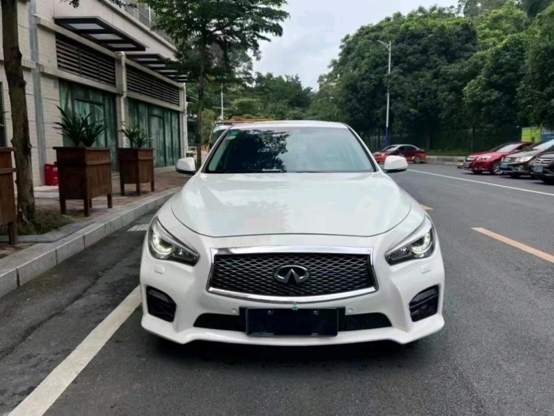 中山14年英菲尼迪Q50S1