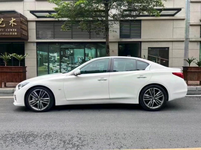 中山14年英菲尼迪Q50S3