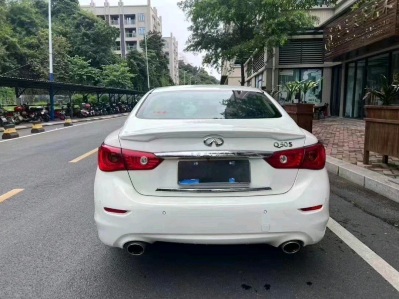 中山14年英菲尼迪Q50S4
