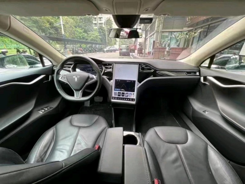 中山15年特斯拉MODEL S9