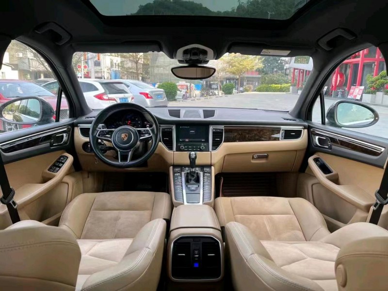 东莞18年保时捷Macan4
