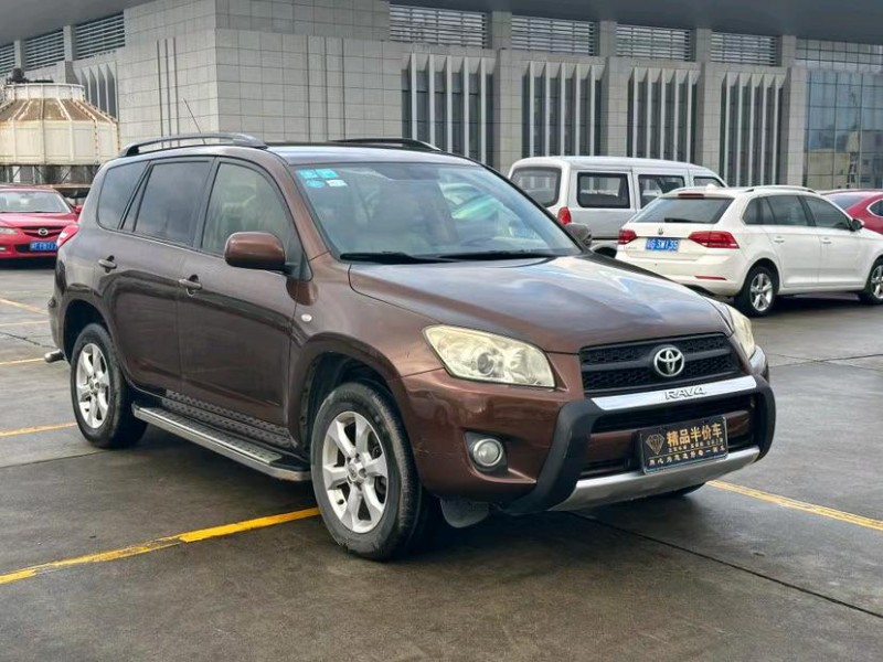 东莞12年丰田RAV43