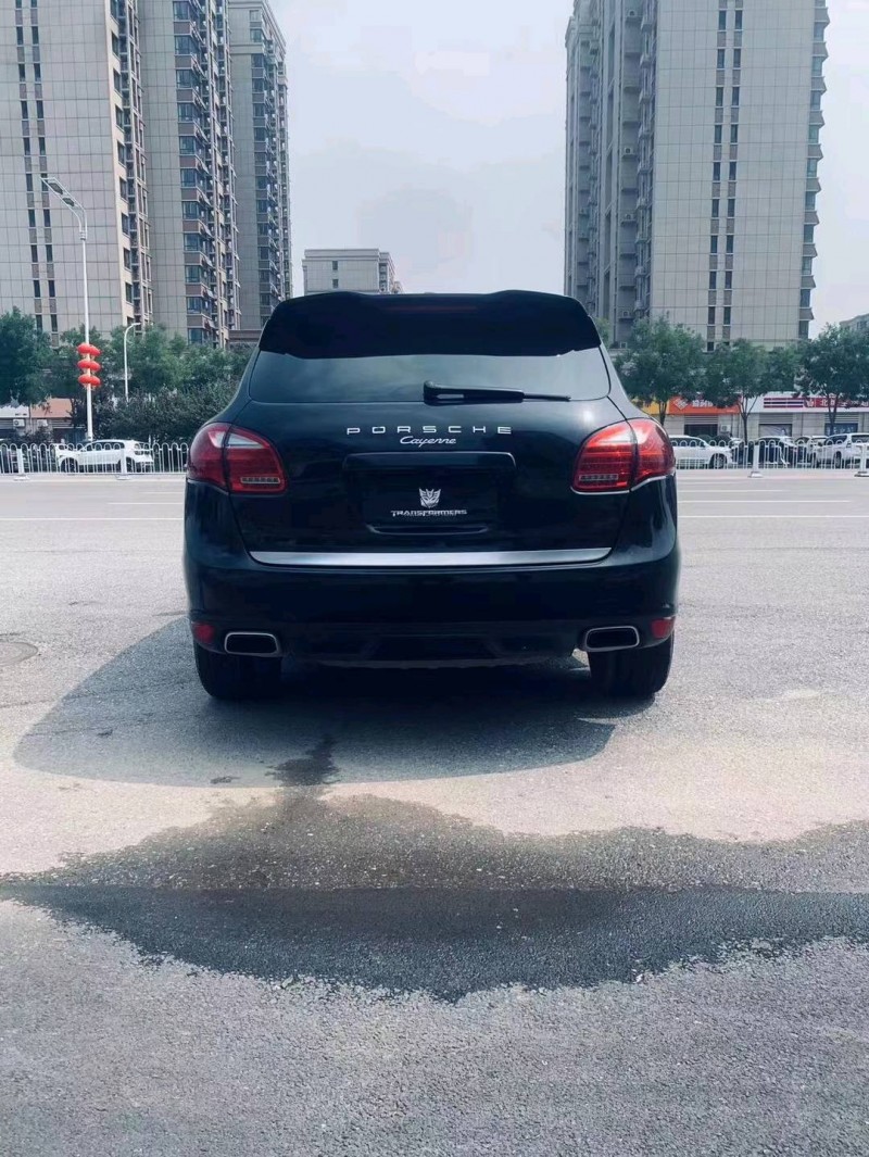 哈爾濱13年保時捷卡宴9