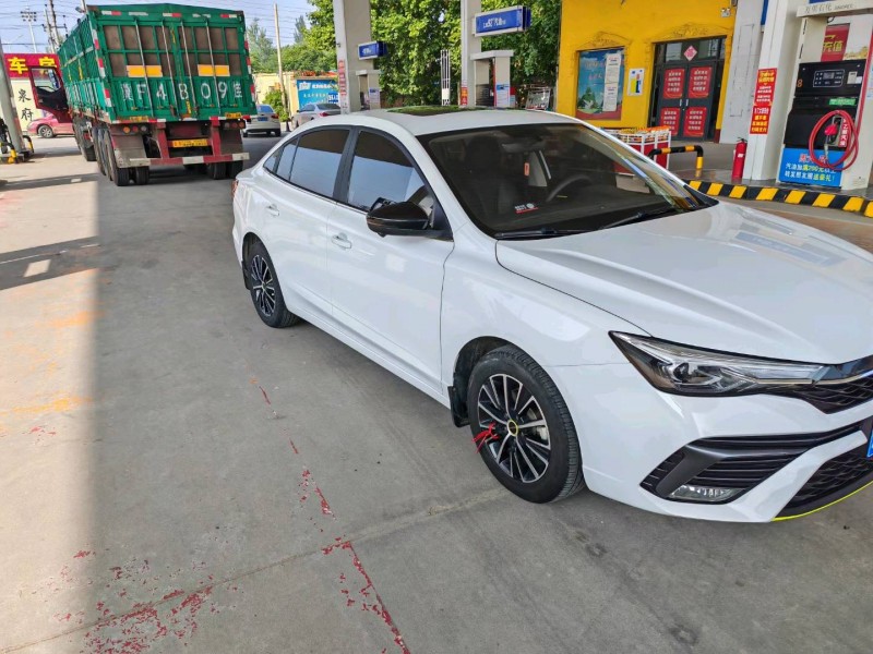 保定22年荣威i55