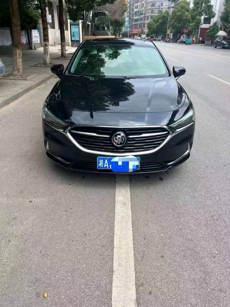 衡阳21年别克君越1