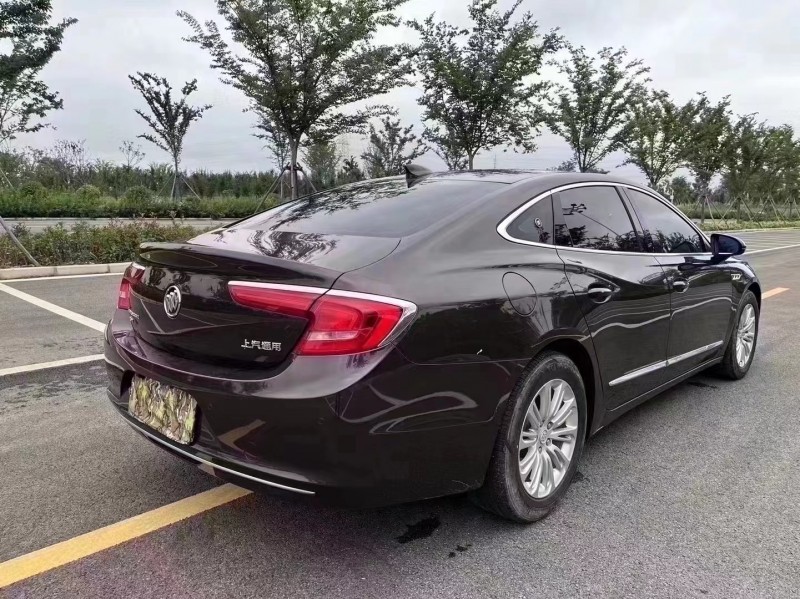 徐州17年别克君越8