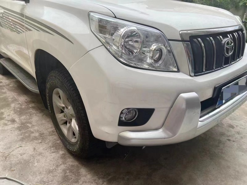 济宁13年丰田普拉多1