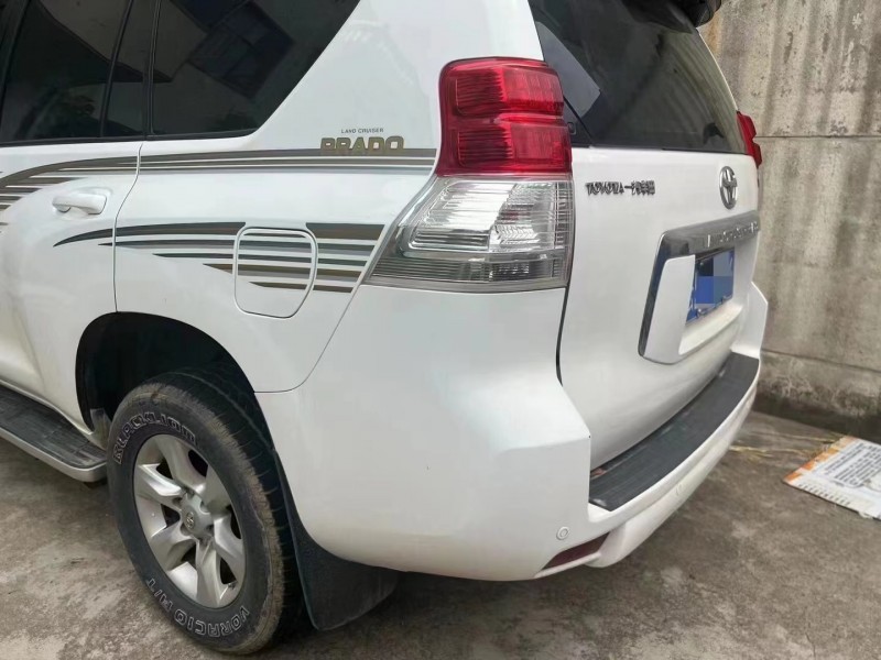 济宁13年丰田普拉多5